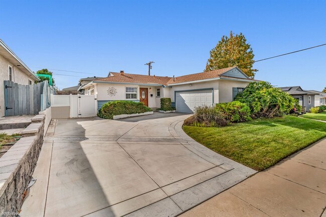 5003 Greenbrier Ave San Diego, CA 92120 photo 2
