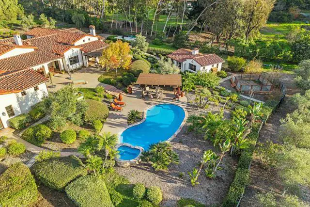 6870 La Valle Plateada Rancho Santa Fe, CA 92067 photo 3
