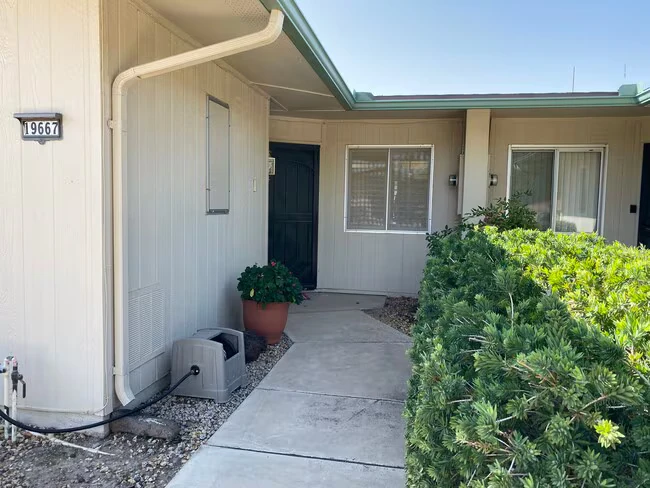 19667 N Star Ridge Dr Sun City West, AZ 85375 photo 2