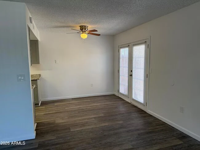 860 E Brown Rd Mesa, AZ 85203 photo 4