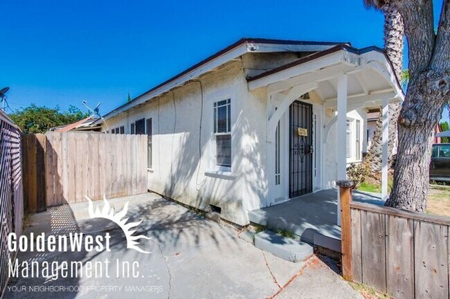 4244 Wilson Ave photo 3