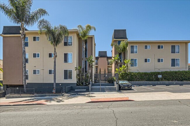 4180 Louisiana St San Diego, CA 92104 photo 2