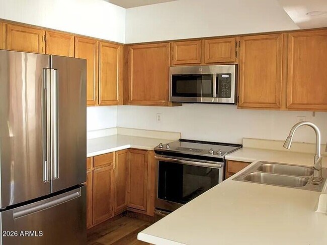 5402 E Windsor Ave Phoenix, AZ 85008 photo 4
