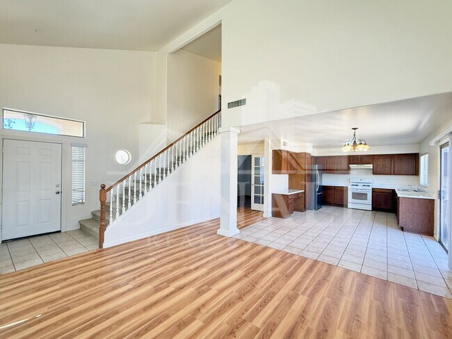 11184 W Palm Ln Avondale, AZ 85392 photo 4