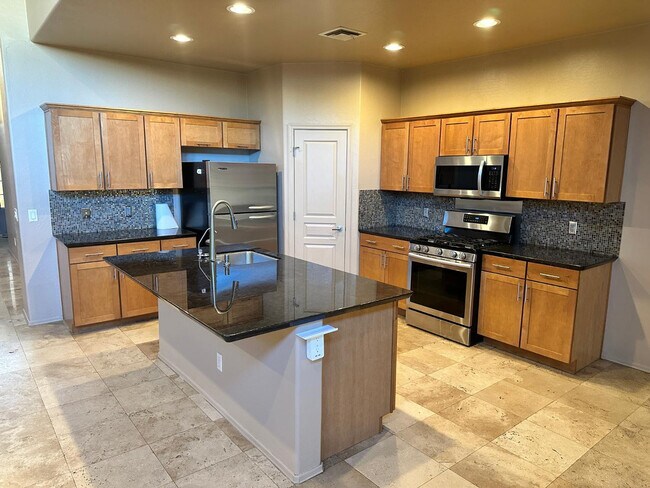 1026 W Euclid Ave Phoenix, AZ 85041 photo 3