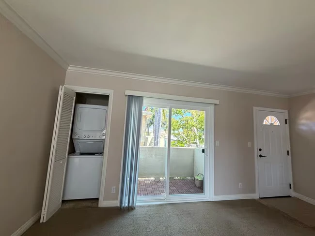 4437 Mentone St San Diego, CA 92107 photo 5