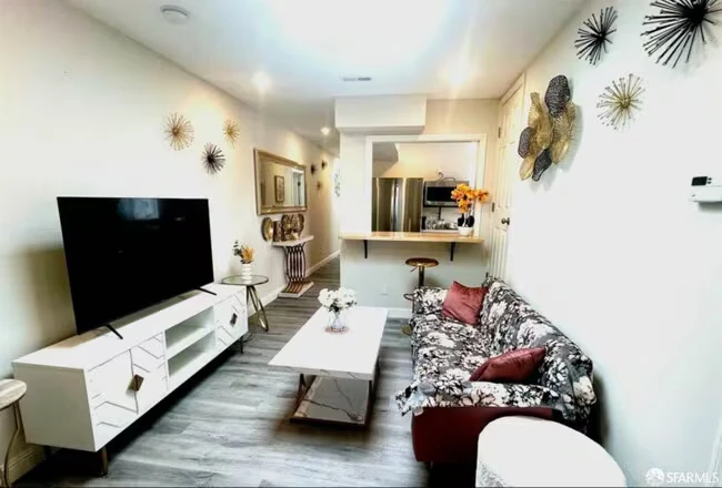 848 Girard Street, San Francisco, CA 94134 photo 2