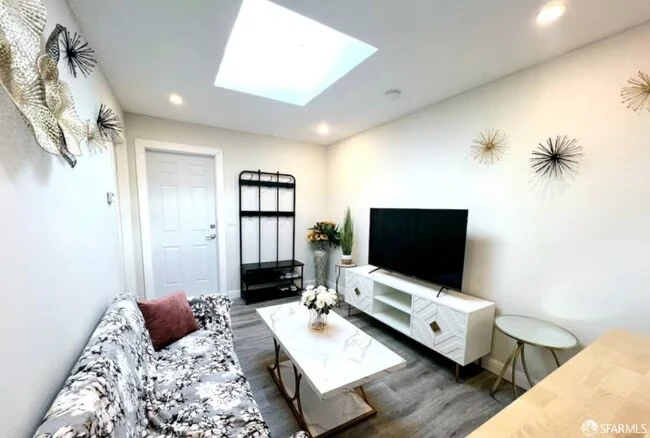 848 Girard Street, San Francisco, CA 94134 photo 3