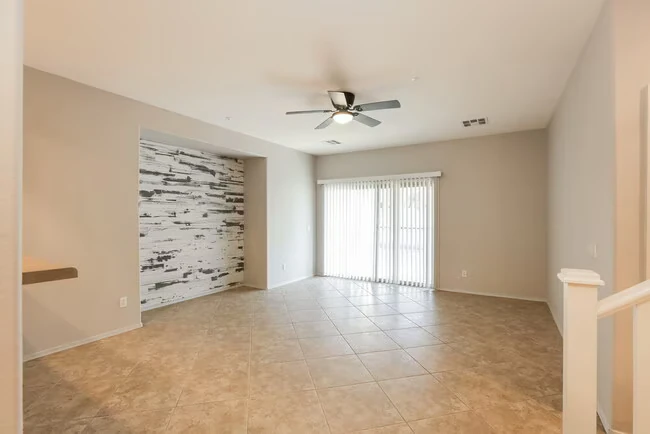 1575 E Elgin St Gilbert, AZ 85295 photo 4