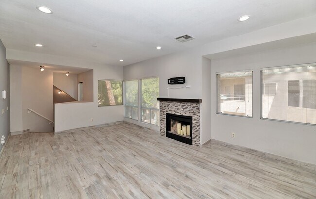101 N 7th St Phoenix, AZ 85034 photo 2