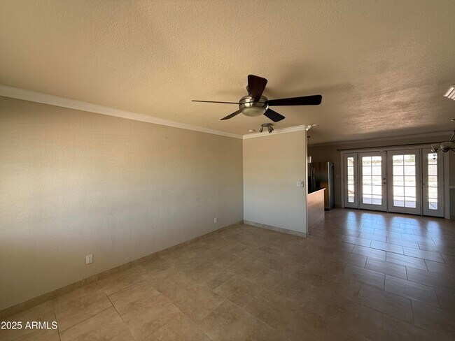 4032 E Hartford Ave Phoenix, AZ 85032 photo 5