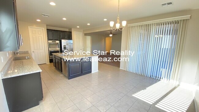 3013 W Donner Dr Phoenix, AZ 85041 photo 4