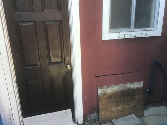 1625 Willow St Alameda, CA 94501 photo 4