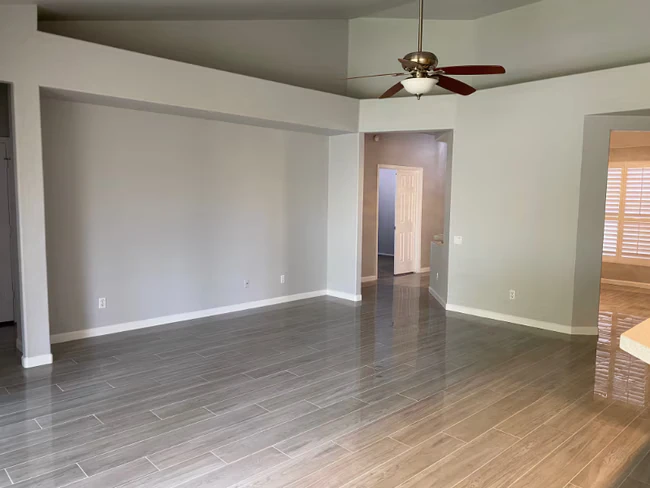 3358 E Wickieup Ln Phoenix, AZ 85050 photo 5