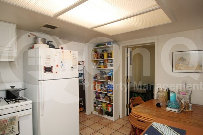 2646 E 1st St Mesa, AZ 85213 photo 3