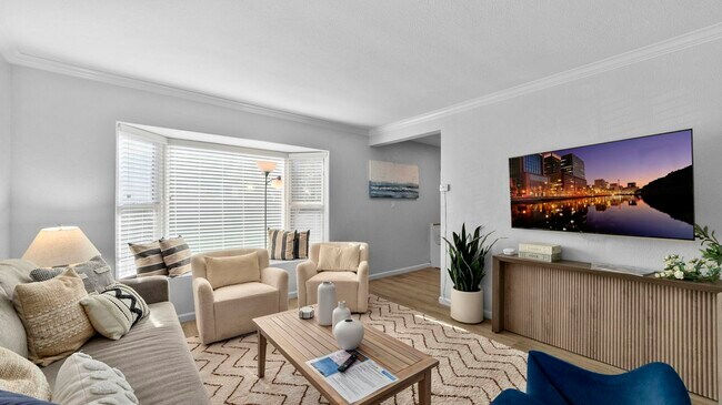 806 W Brookes Ave San Diego, CA 92103