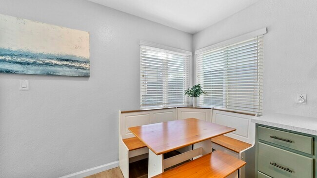 806 W Brookes Ave San Diego, CA 92103 photo 5