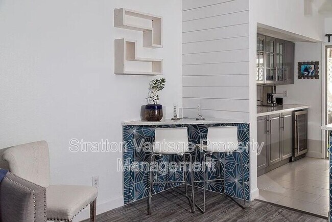 2818 N 49th Pl Phoenix, AZ 85008 photo 5