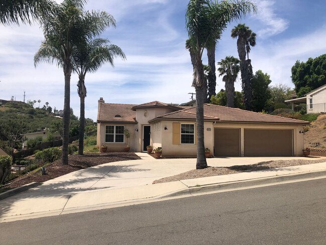 1651 Daybreak Pl Escondido, CA 92027