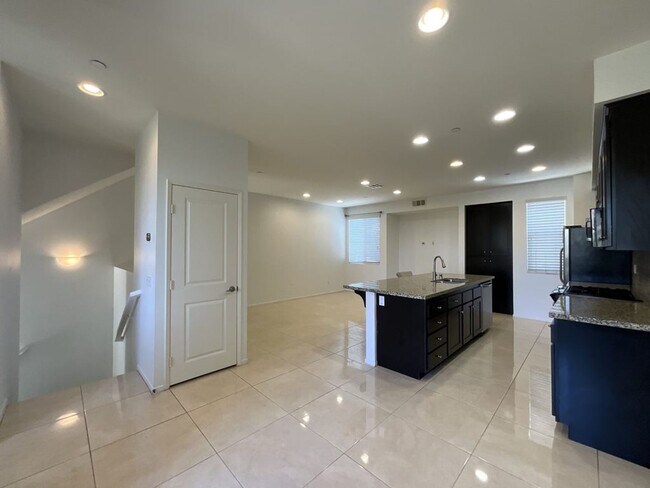 5432 San Roberto San Diego, CA 92154 photo 4