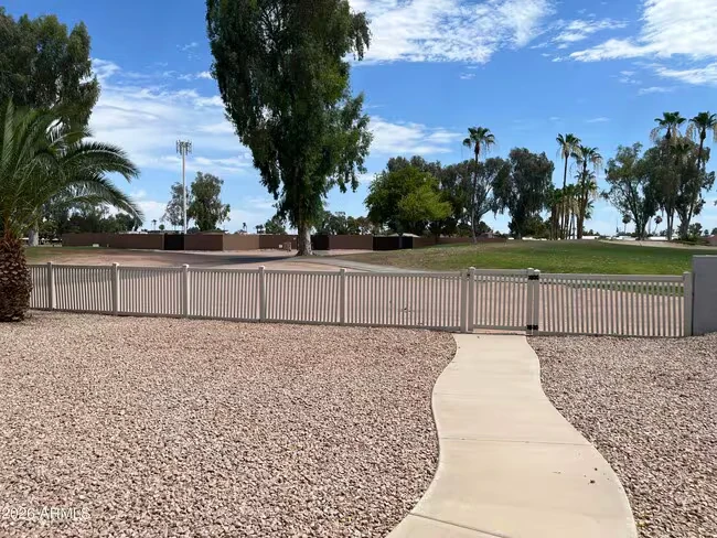 9334 E Sun Lakes Blvd N Sun Lakes, AZ 85248 photo 2