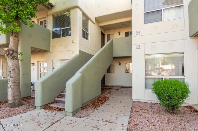 1825 W Ray Rd Chandler, AZ 85224 photo 3