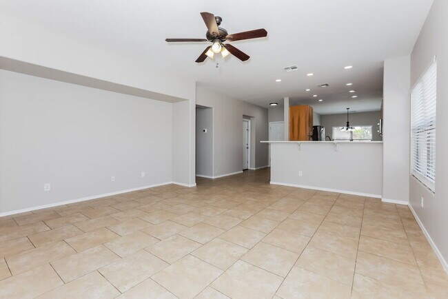 18 W Saddle Way San Tan Valley, AZ 85142 photo 5