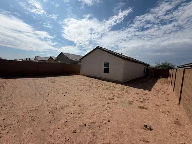 36590 W Mondragone Ln Maricopa, AZ 85138 photo 2