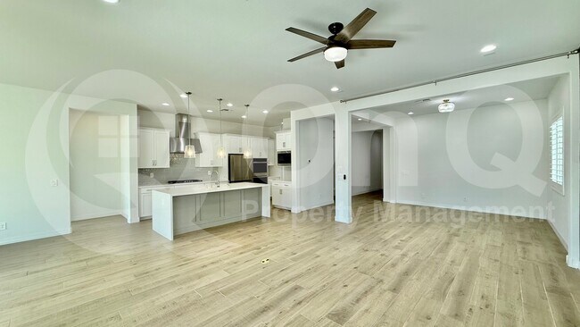 4111 E Kaibab Pl Chandler, AZ 85249 photo 3
