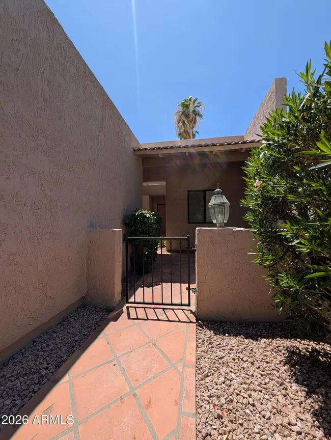 5650 N 78th Pl Scottsdale, AZ 85250 photo 2