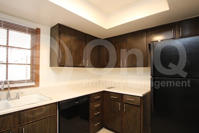 6134 N 30th Ave Phoenix, AZ 85017 photo 2