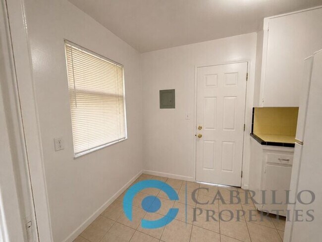 4413 44th St San Diego, CA 92115 photo 5