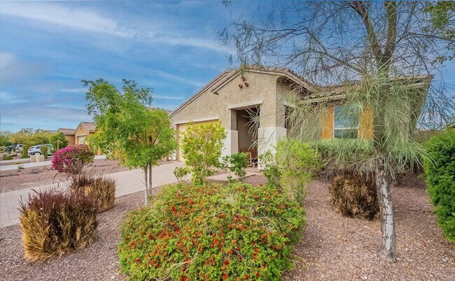 10381 W Alyssa Ln Peoria, AZ 85383 photo 3