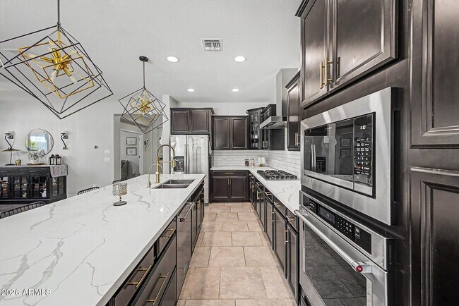9020 S 41st Gln photo 5