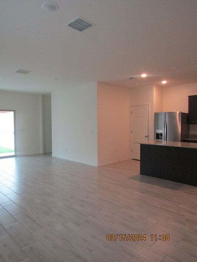 188 W Seven Seas Dr Casa Grande, AZ 85122 photo 4