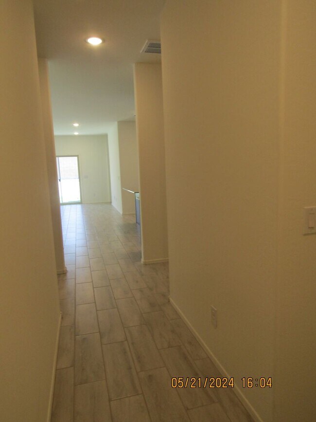 188 W Seven Seas Dr Casa Grande, AZ 85122 photo 2