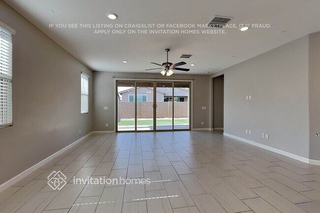 354 W Rainbow Bridge Ln Queen Creek, AZ 85140 photo 2