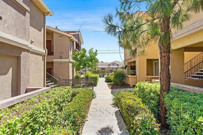 41410 Juniper St Murrieta, CA 92562 photo 2