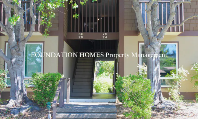 80 Surrey Ln San Rafael, CA 94903 photo 2