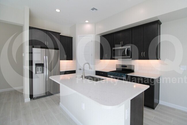 4911 E Village Dr Scottsdale, AZ 85254 photo 5