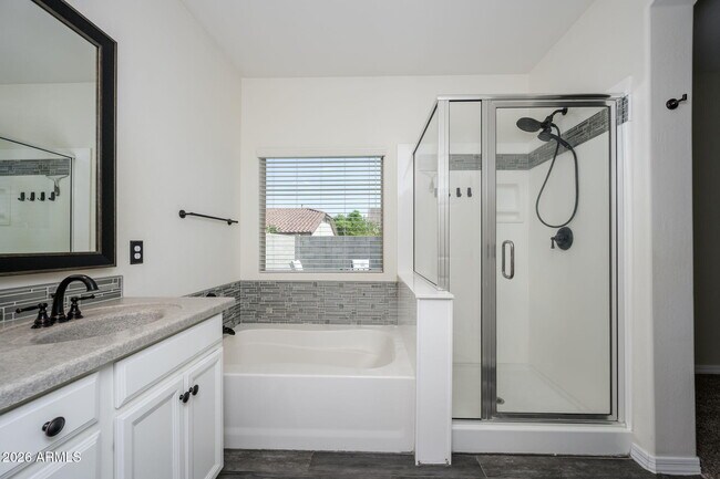 538 W Gum Tree Ave San Tan Valley, AZ 85140 photo 3