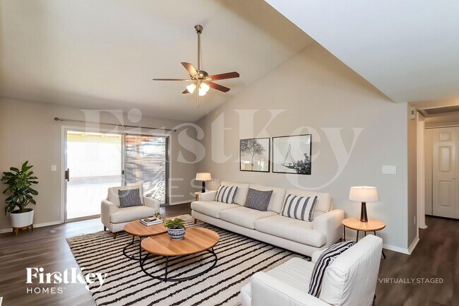 8603 W Diana Ave Peoria, AZ 85345 photo 3
