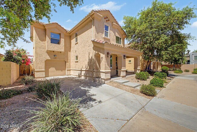 1414 S Jessica Ln Tempe, AZ 85281 photo 2