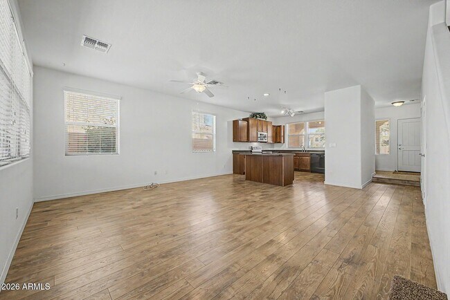 1414 S Jessica Ln Tempe, AZ 85281 photo 3