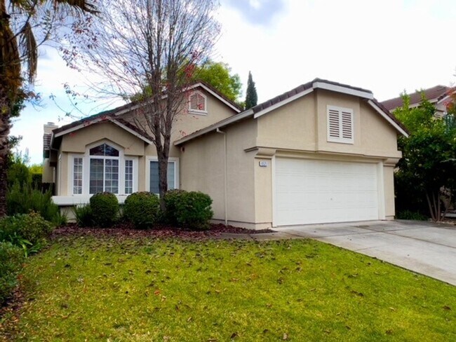 4521 Dalton Dr Napa, CA 94558 photo 2