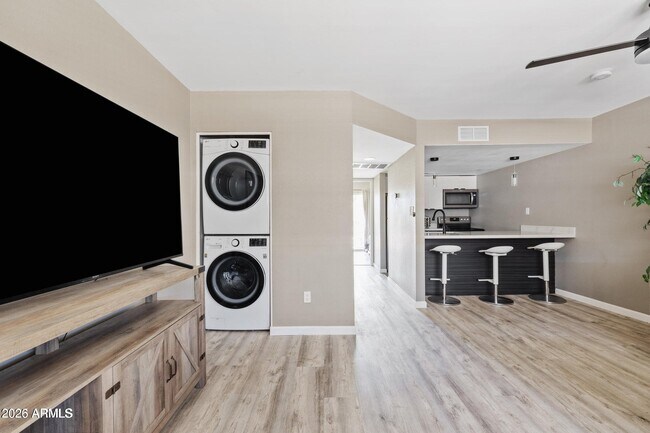 7436 E Chaparral Rd Scottsdale, AZ 85250 photo 4
