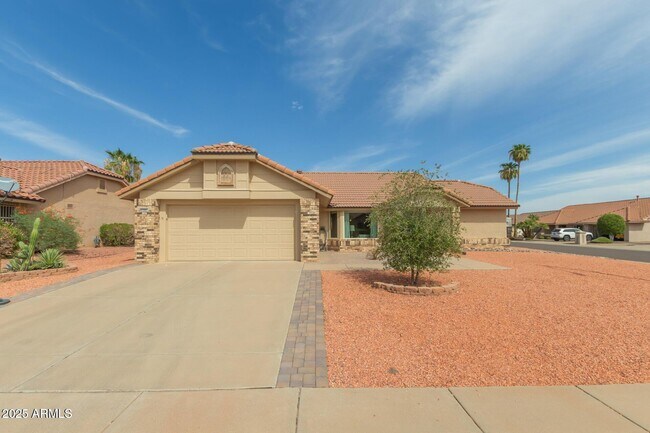 21601 N 147th Dr Sun City West, AZ 85375 photo 2
