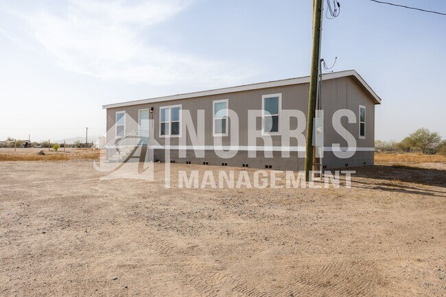 17727 W Salvadore Ln photo 3