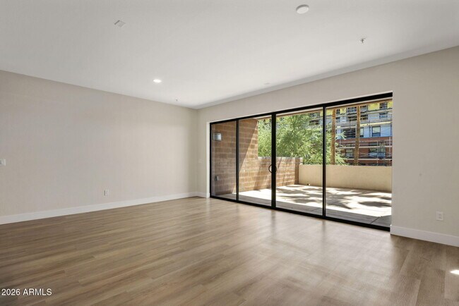 7126 E Osborn Rd Scottsdale, AZ 85251 photo 4