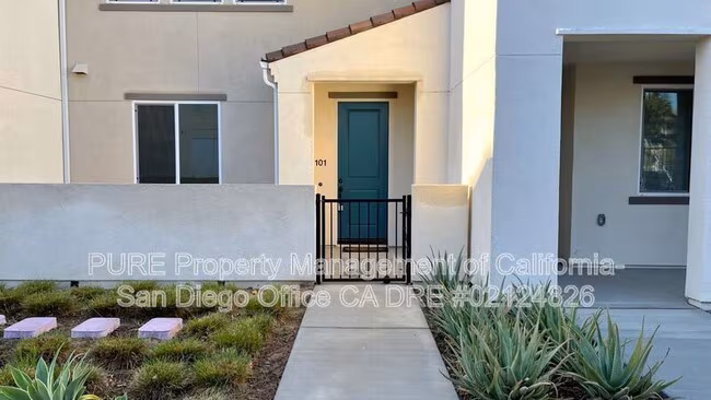 5230 Calle Rockfish San Diego, CA 92154 photo 2